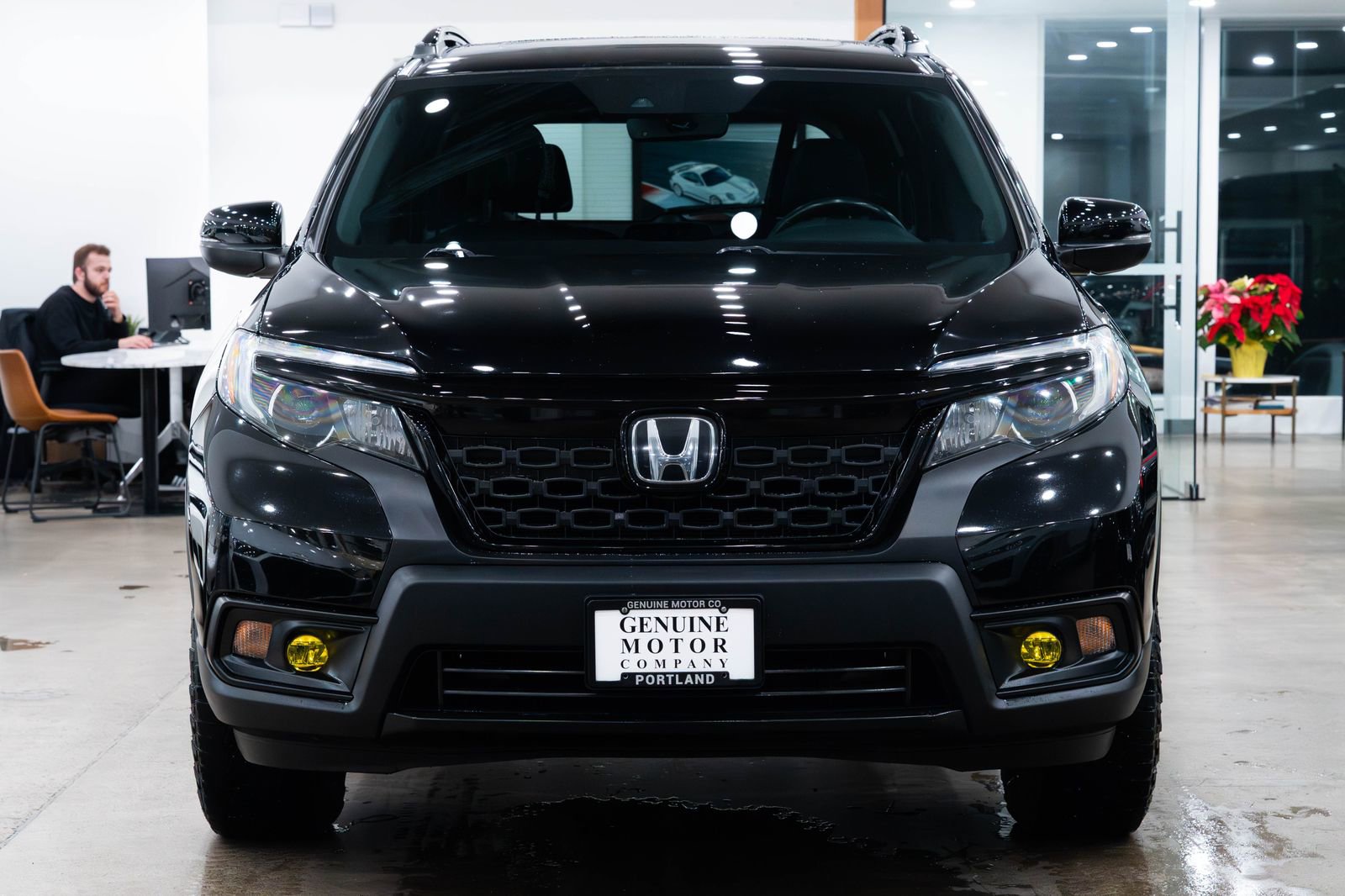 Used 2019 Honda Passport EX-L image 2