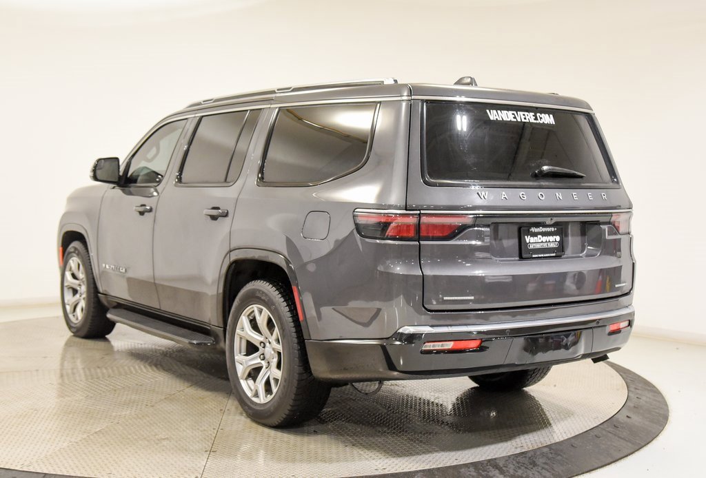 Used 2022 Jeep Wagoneer Series II w/ Rear Seat Video Group 1 image 9