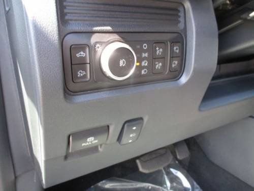 New 2026 Ford F250 Lariat w/ Black Appearance Package image 17