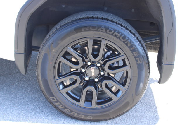 Used 2023 GMC Sierra 1500 Elevation w/ Elevation Premium Package RWD image 13
