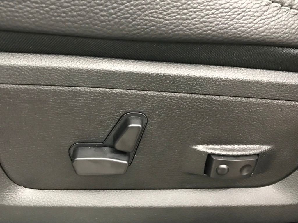 New 2026 RAM 2500 Limited image 13