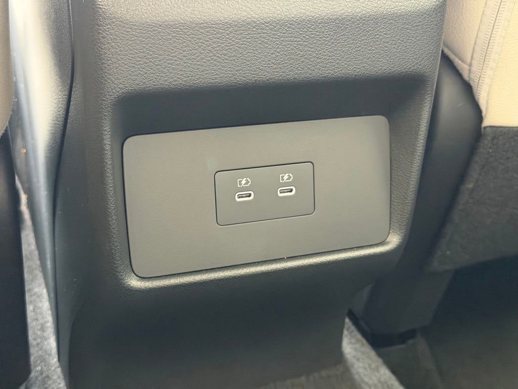 Used 2025 Nissan Rogue SL FWD image 25