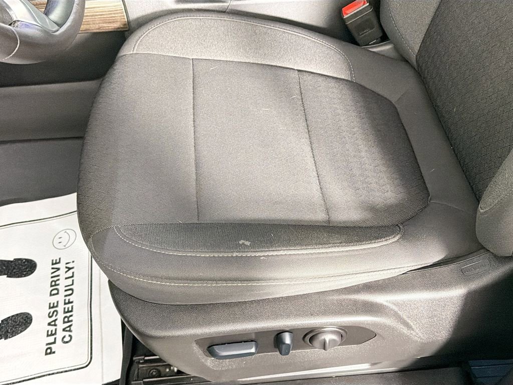 Used 2022 Chevrolet Silverado 1500 LT Trail Boss w/ Bed Protection Package image 18