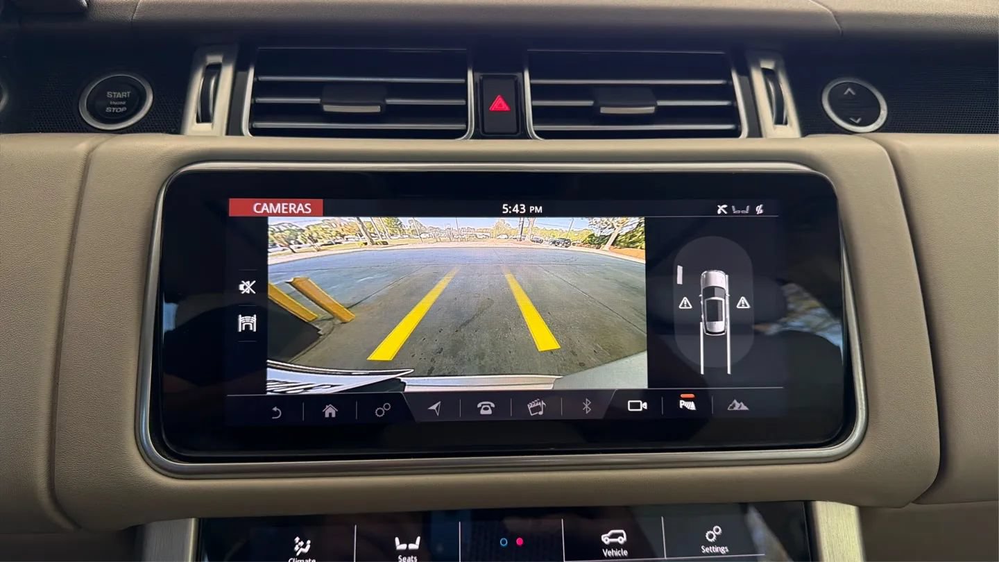 Used 2018 Land Rover Range Rover Supercharged AWD/4WD image 14