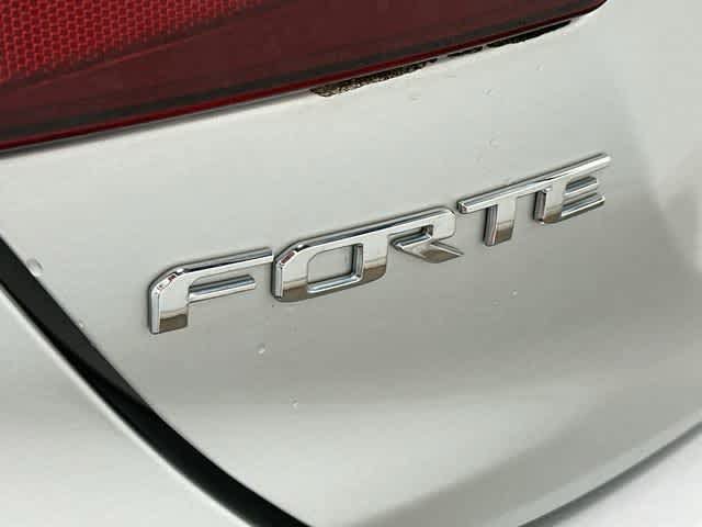 Used 2019 Kia Forte LXS FWD image 26