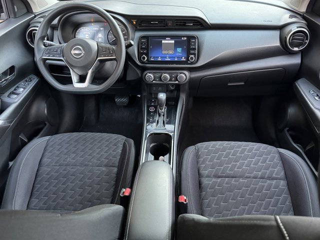 Used 2023 Nissan Kicks SV image 14
