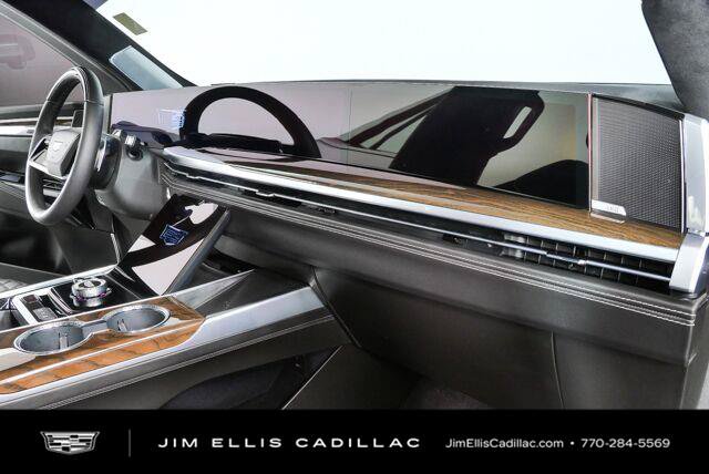 Used 2026 Cadillac Escalade Platinum Sport w/ LPO, ONYX Package AWD/4WD image 25