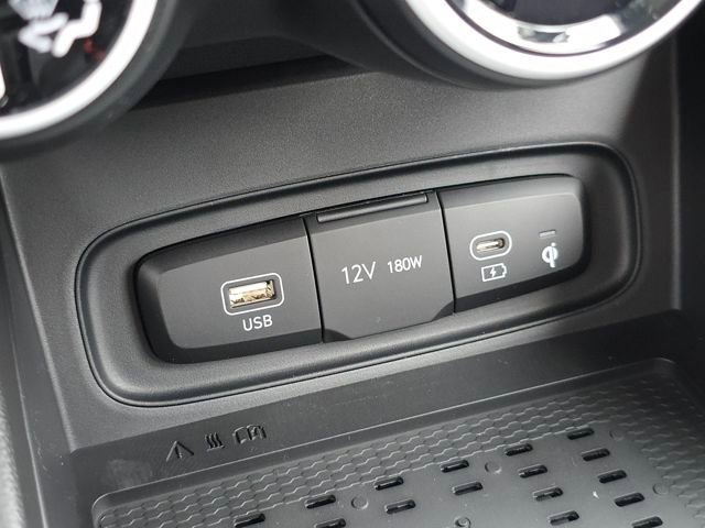 New 2026 Hyundai Venue SEL image 26