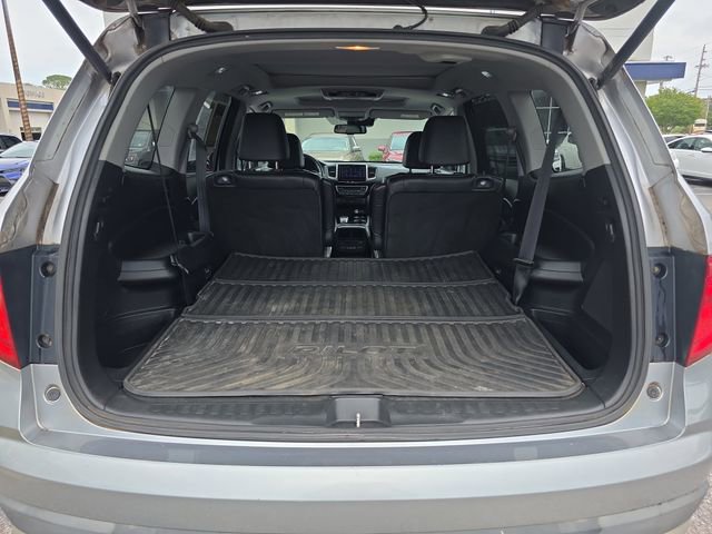 Used 2017 Honda Pilot Elite image 32