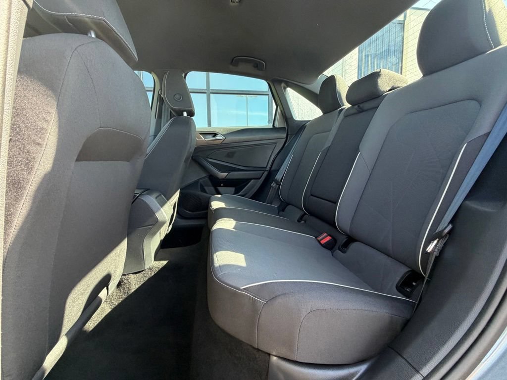 Used 2025 Volkswagen Jetta Sport FWD image 22