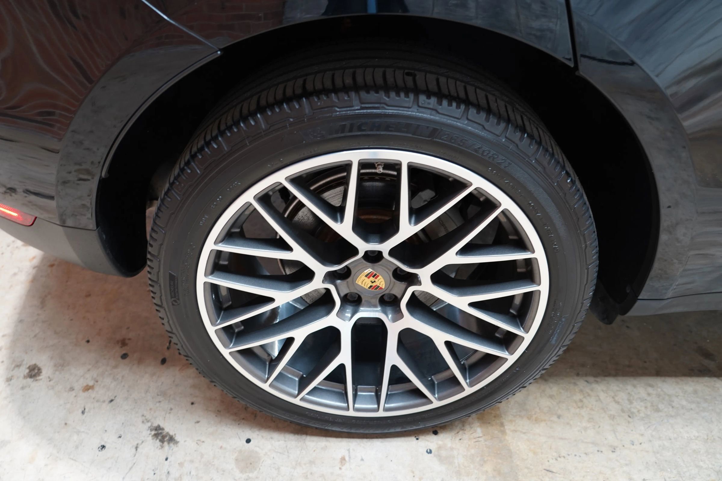 Used 2019 Porsche Macan S image 70