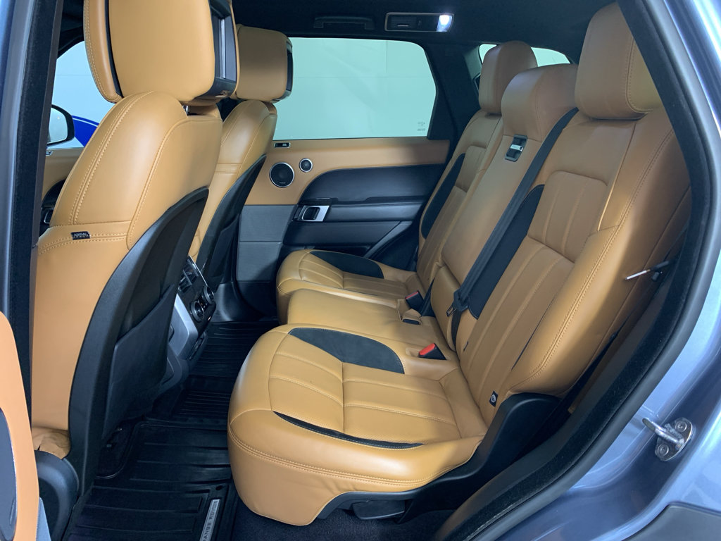 Used 2019 Land Rover Range Rover Sport Supercharged AWD/4WD image 31