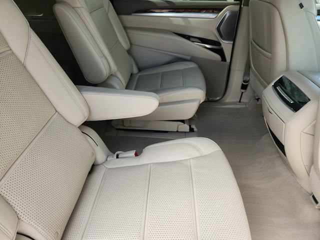 Used 2025 Cadillac Escalade ESV Sport Platinum AWD/4WD image 23