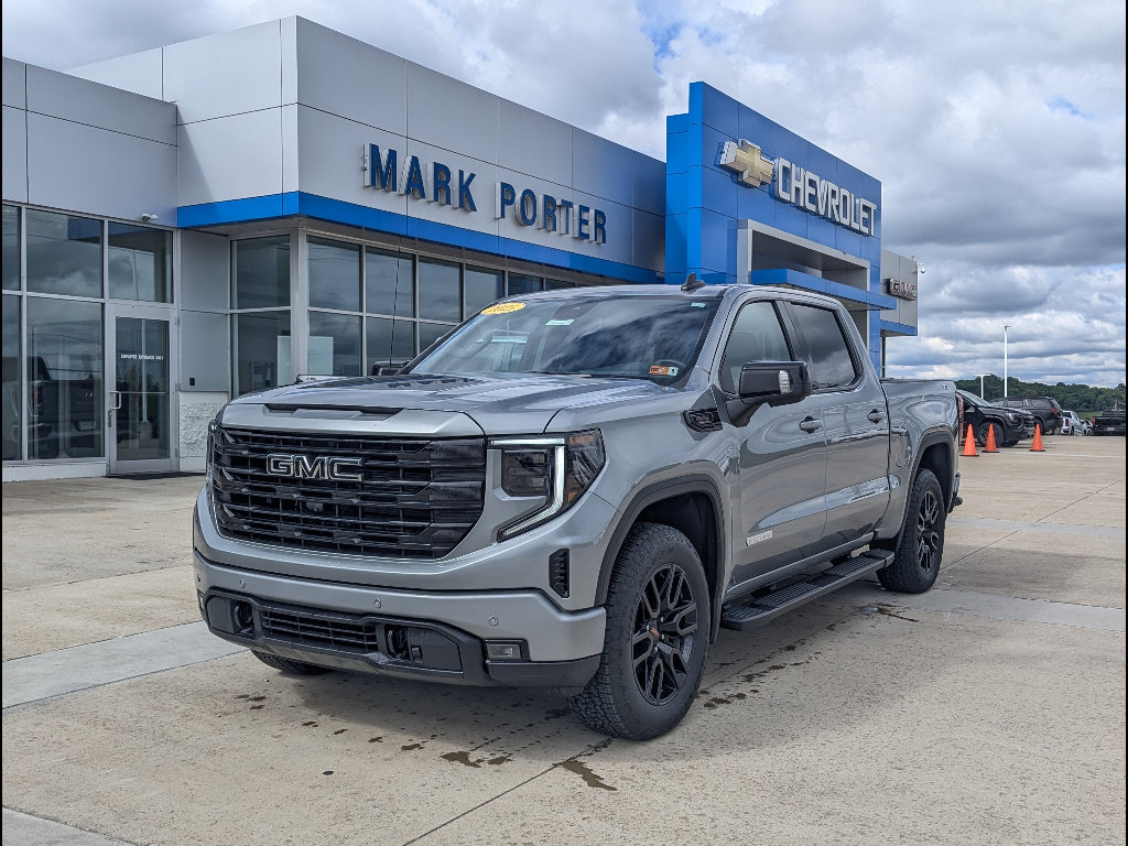 Used 2025 GMC Sierra 1500 Elevation w/ Elevation Premium Package AWD/4WD image 1