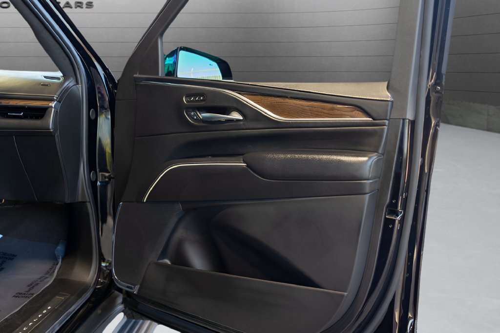 Used 2023 Cadillac Escalade Sport Platinum w/ LPO, ONYX Package AWD/4WD image 67