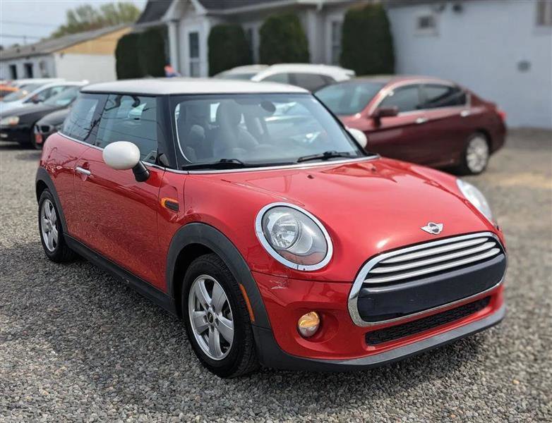 Used 2015 MINI Cooper 2-Door Hardtop FWD image 1