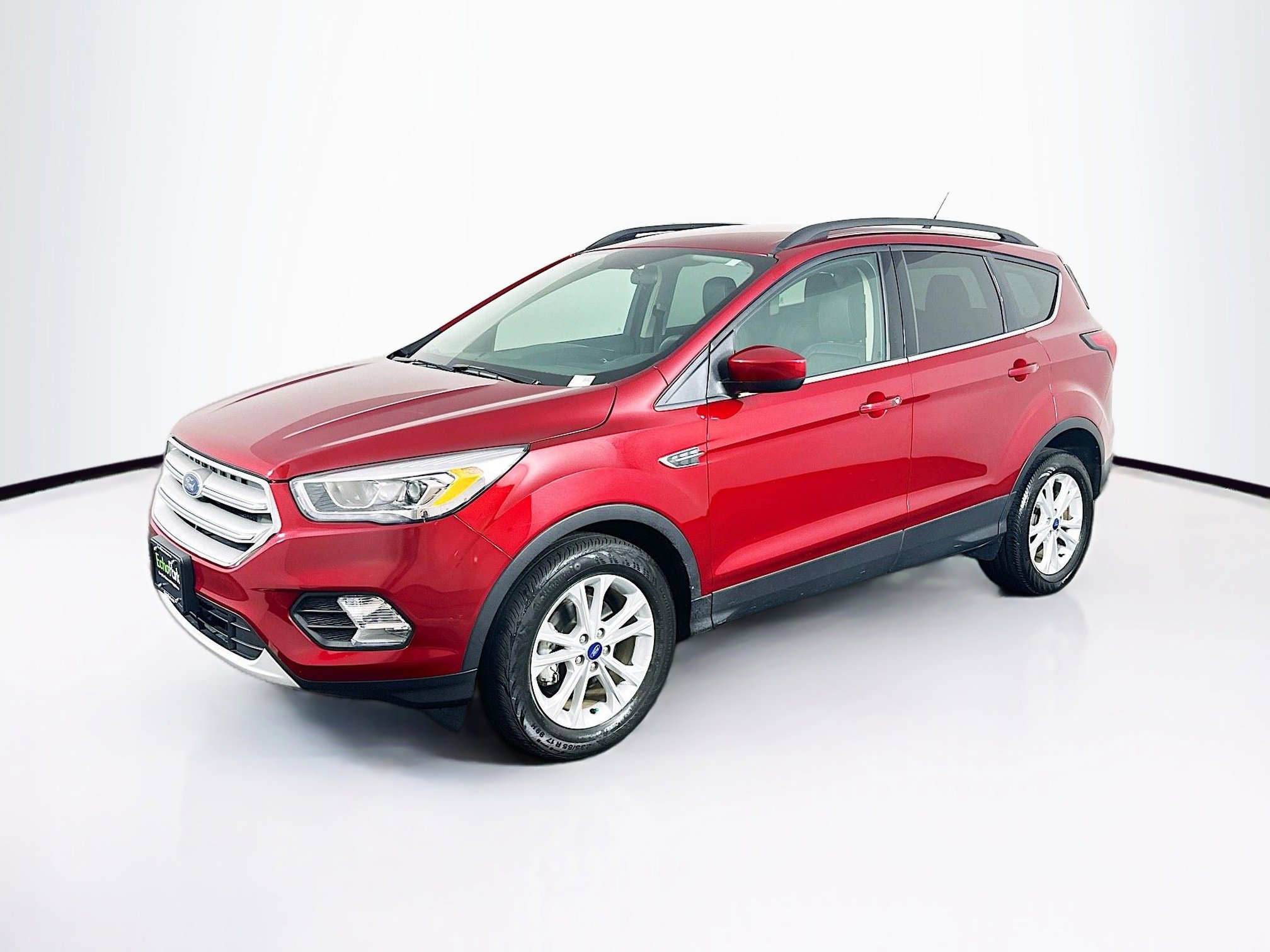 Used 2019 Ford Escape SEL FWD image 3