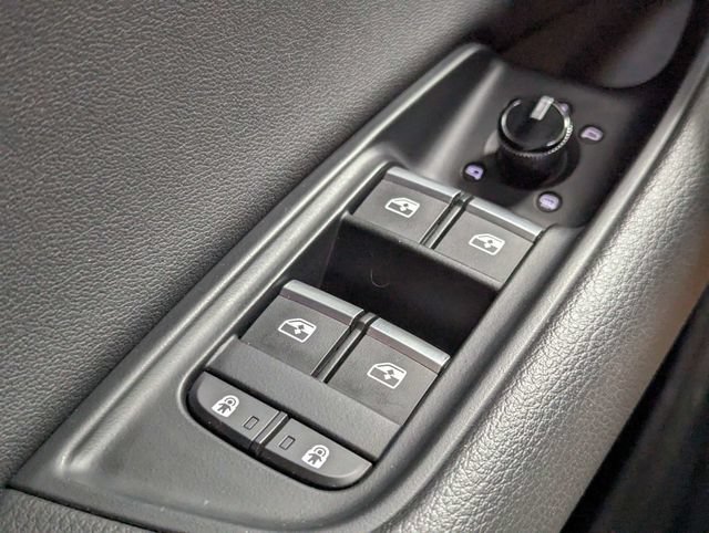 Used 2020 Audi Q8 Prestige w/ Prestige Package AWD/4WD image 18