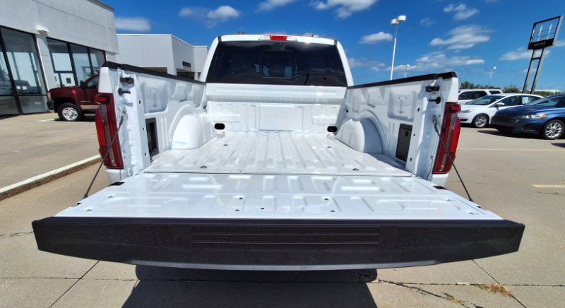 New 2025 Ford F150 Lariat image 8