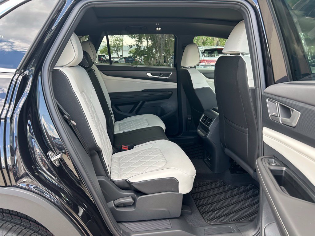New 2026 Volkswagen Atlas Cross Sport SEL Premium R-Line AWD/4WD image 50