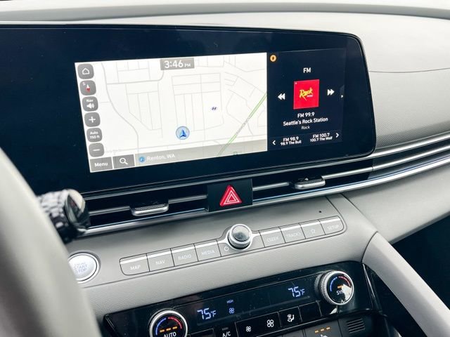 New 2025 Hyundai Elantra SEL image 22