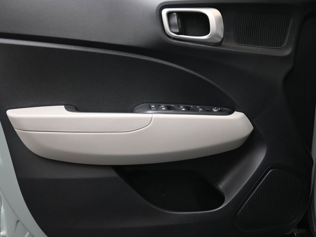 New 2026 Hyundai Venue SEL image 23