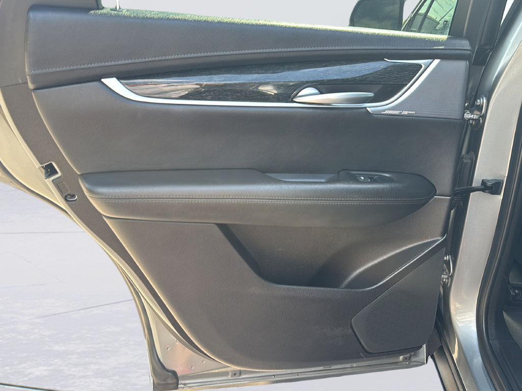 Used 2023 Cadillac XT5 Premium Luxury FWD image 14