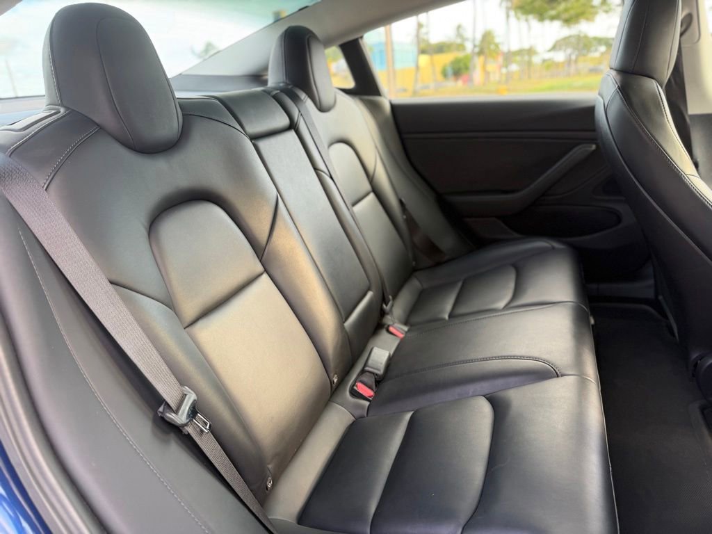 Used 2019 Tesla Model 3 Standard Range Plus RWD image 16