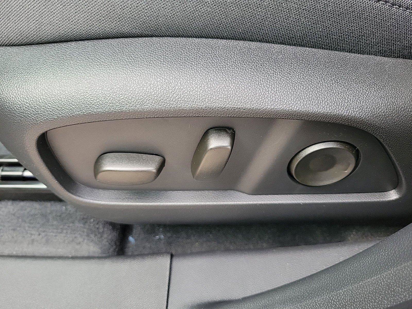 New 2026 GMC Terrain AT4 w/ Convenience Package III image 16