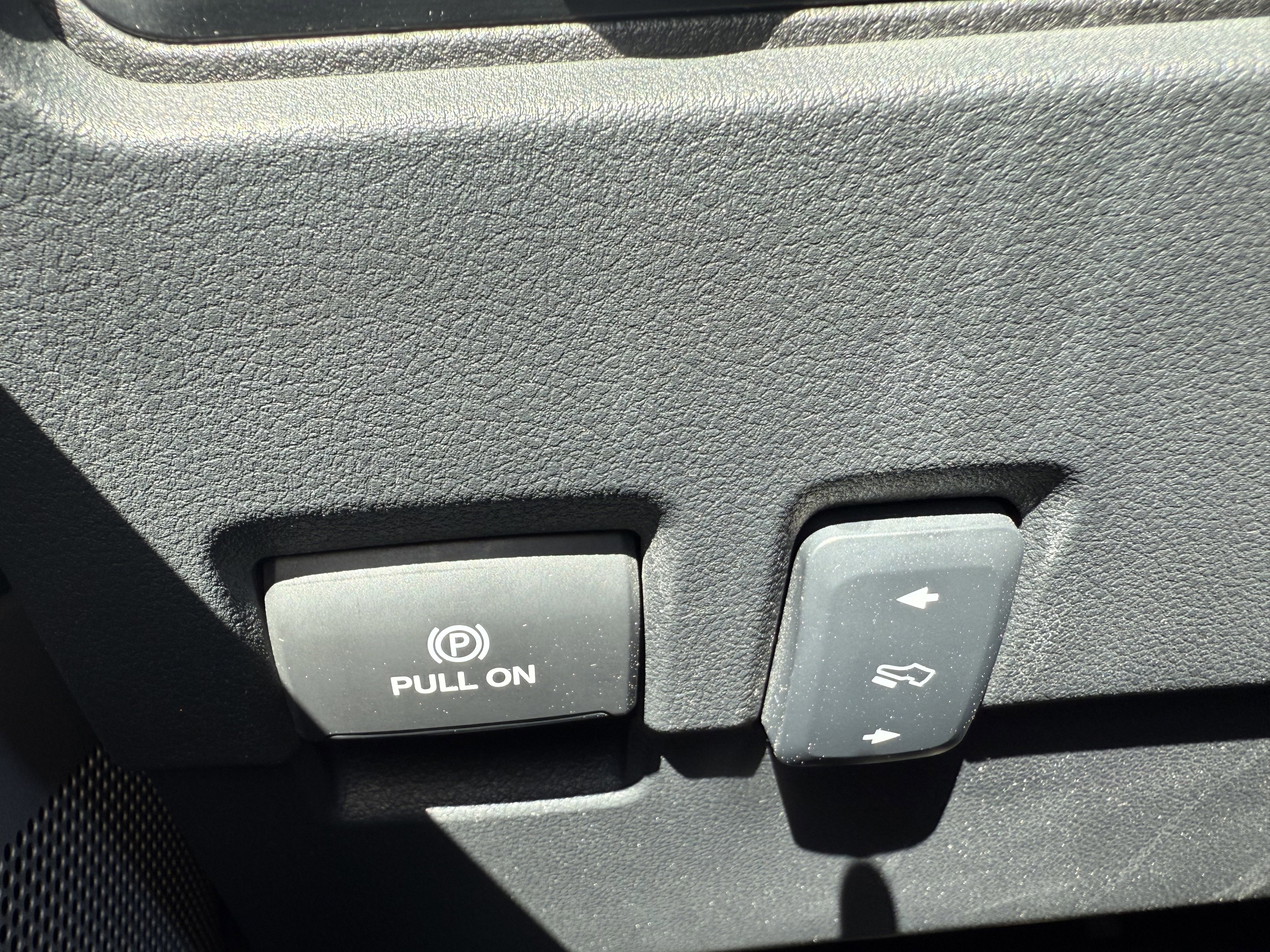 Used 2024 Ford F250 Lariat w/ Lariat Ultimate Package image 34