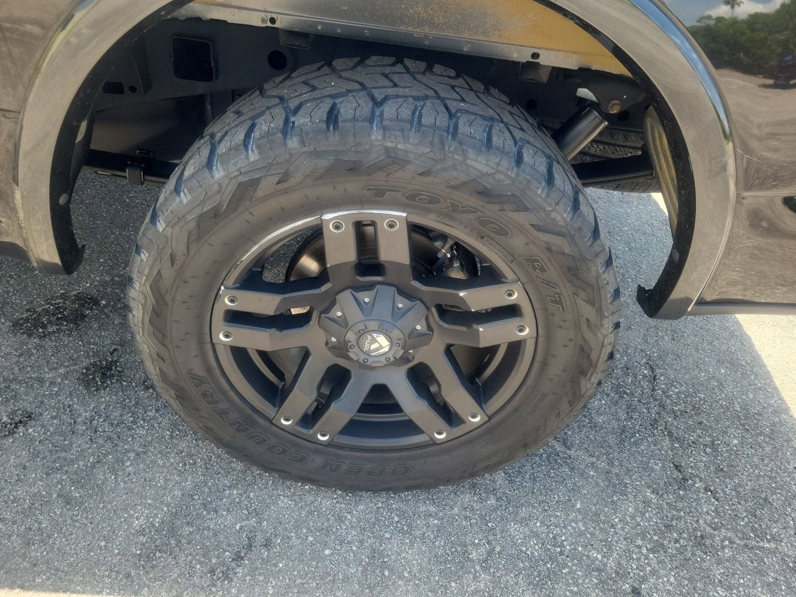 Used 2015 Ford F150 XLT w/ Equipment Group 301A Mid RWD image 9