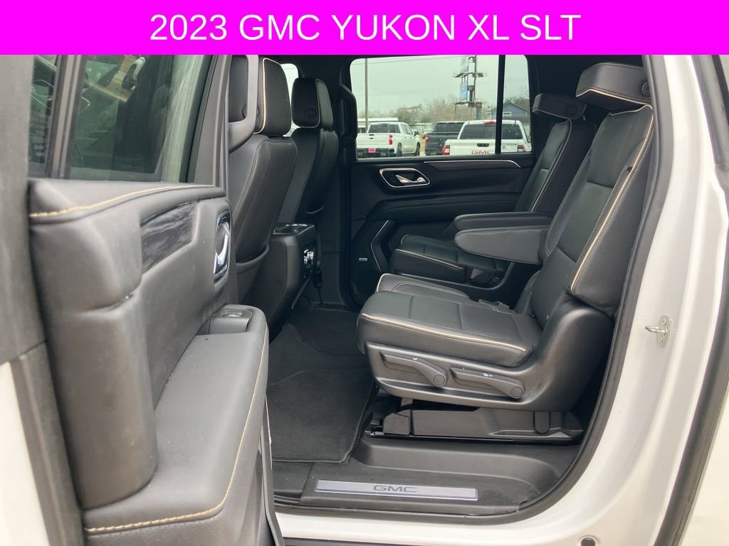 Used 2023 GMC Yukon XL SLT image 18