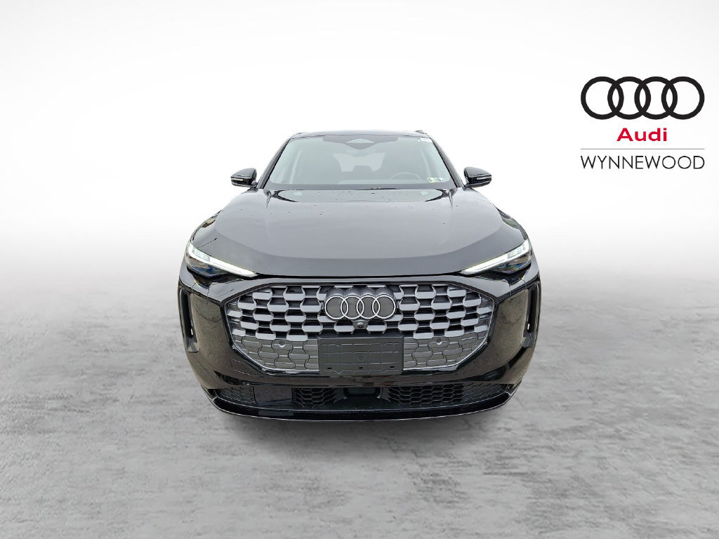 Used 2025 Audi Q5 Premium Plus w/ Premium Plus AWD/4WD image 2