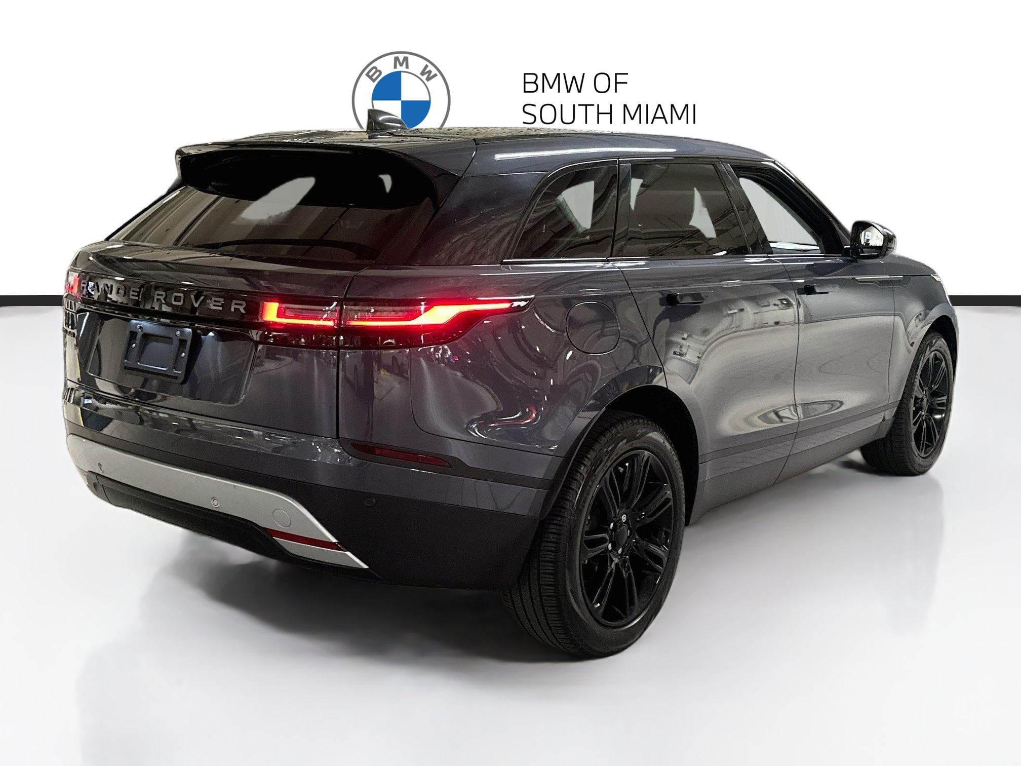 Used 2025 Land Rover Range Rover Velar S AWD/4WD image 7