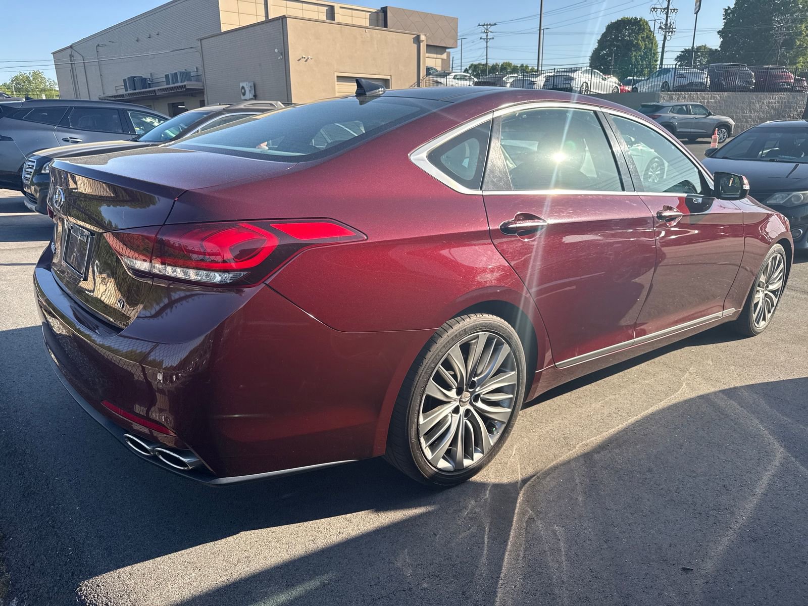 Used 2015 Hyundai Genesis 5.0 RWD image 7