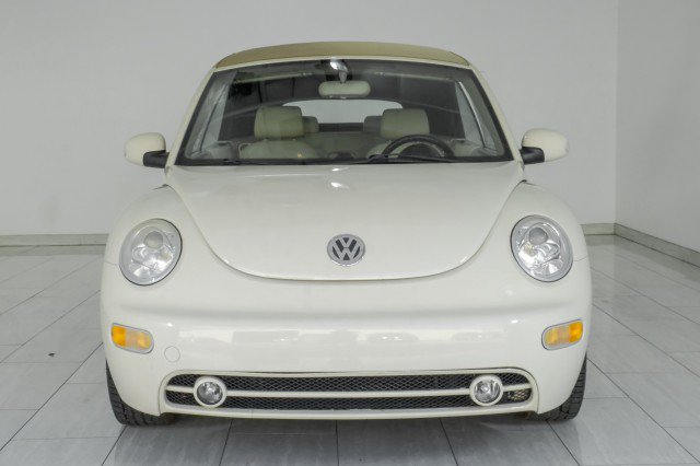 Used 2005 Volkswagen Beetle GLS FWD image 3