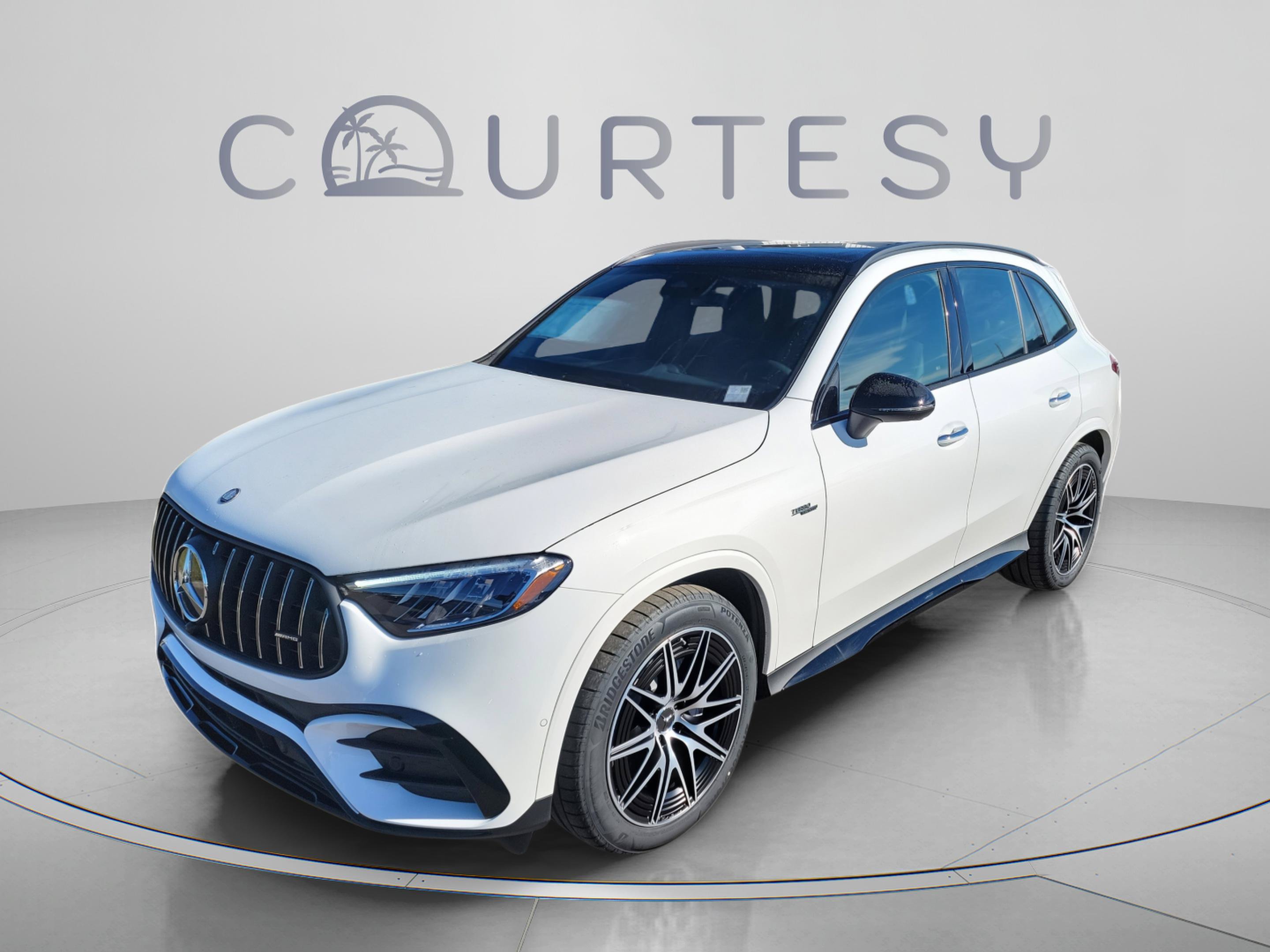 New 2026 Mercedes-Benz GLC 43 AMG 4MATIC image 1