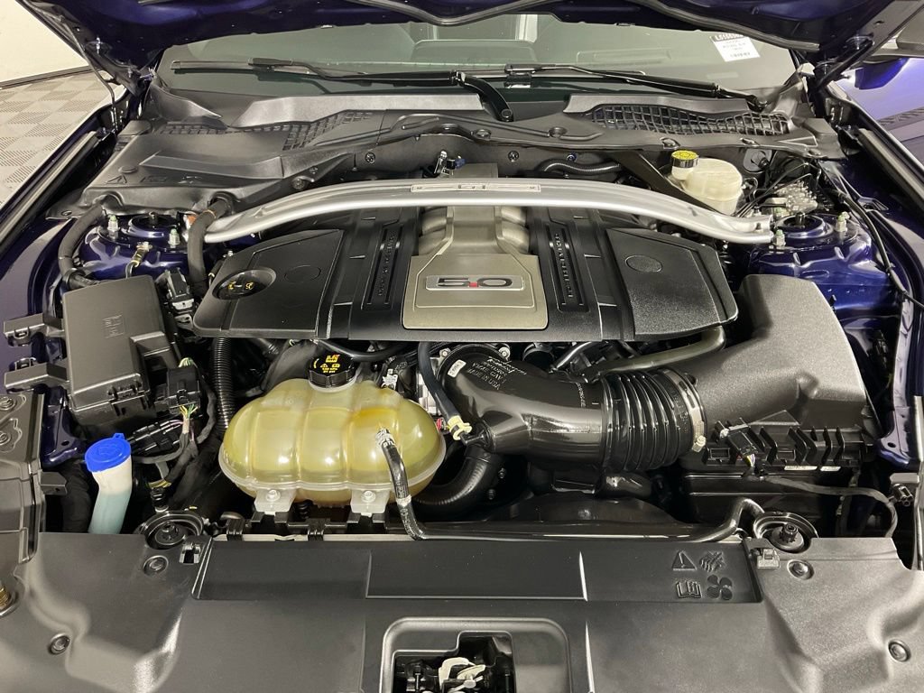 Used 2020 Ford Mustang GT Premium w/ GT Performance Package RWD image 11