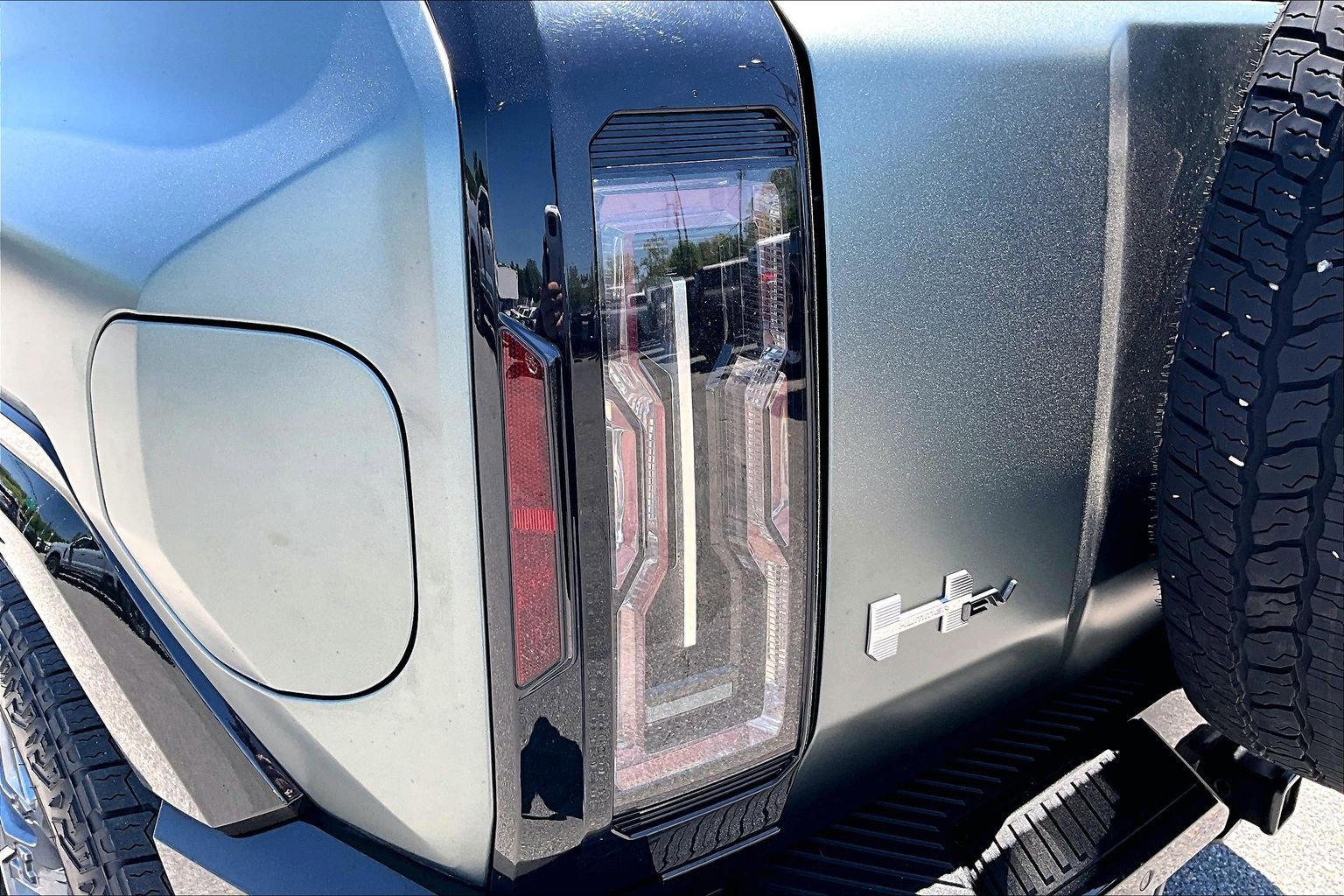 Used 2024 GMC Hummer EV 3X AWD/4WD image 30