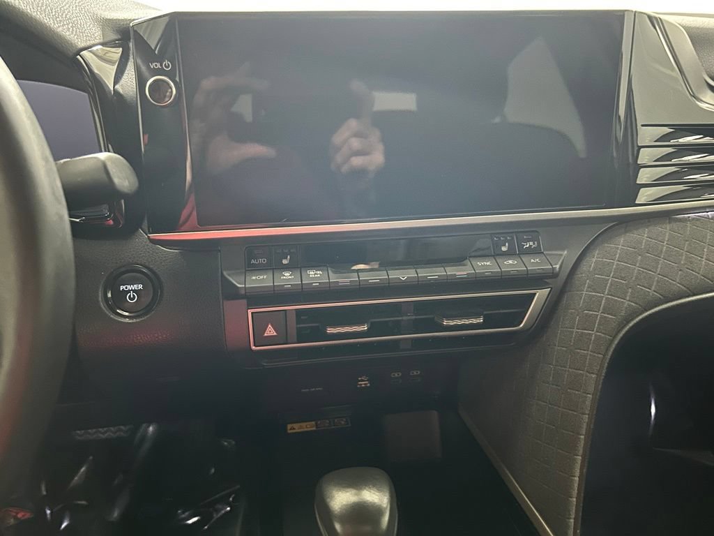 Certified 2025 Toyota Camry XLE FWD image 19