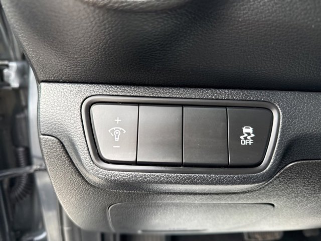 Used 2023 Kia Forte LXS image 20