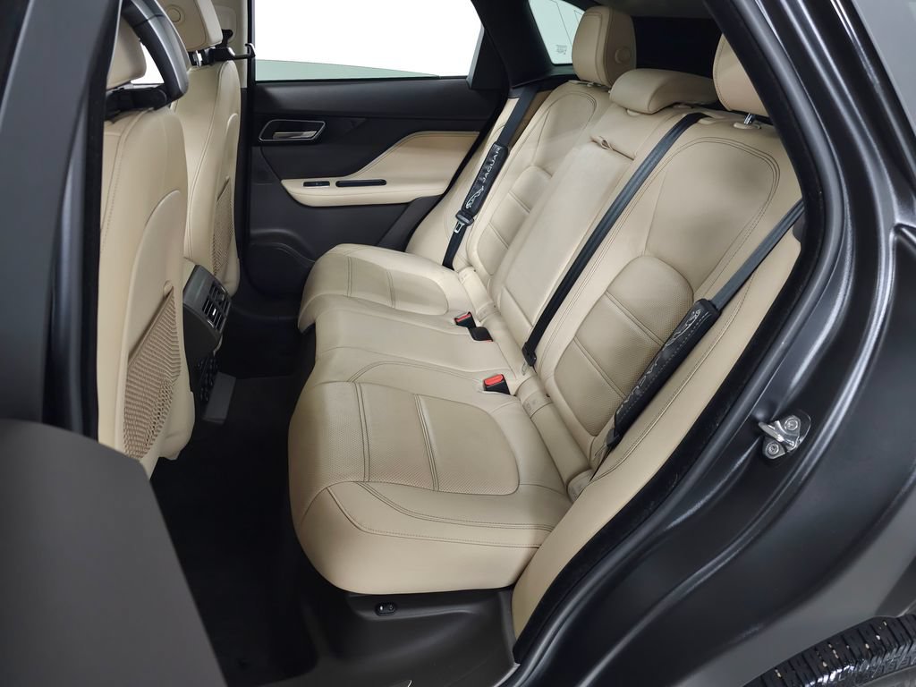 Used 2020 Jaguar F-PACE Prestige AWD/4WD image 35