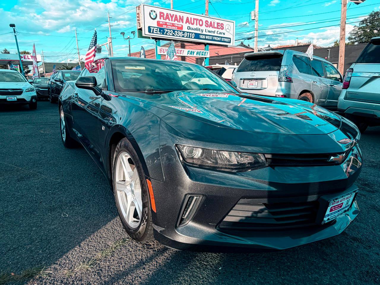 Used 2018 Chevrolet Camaro LT RWD image 6