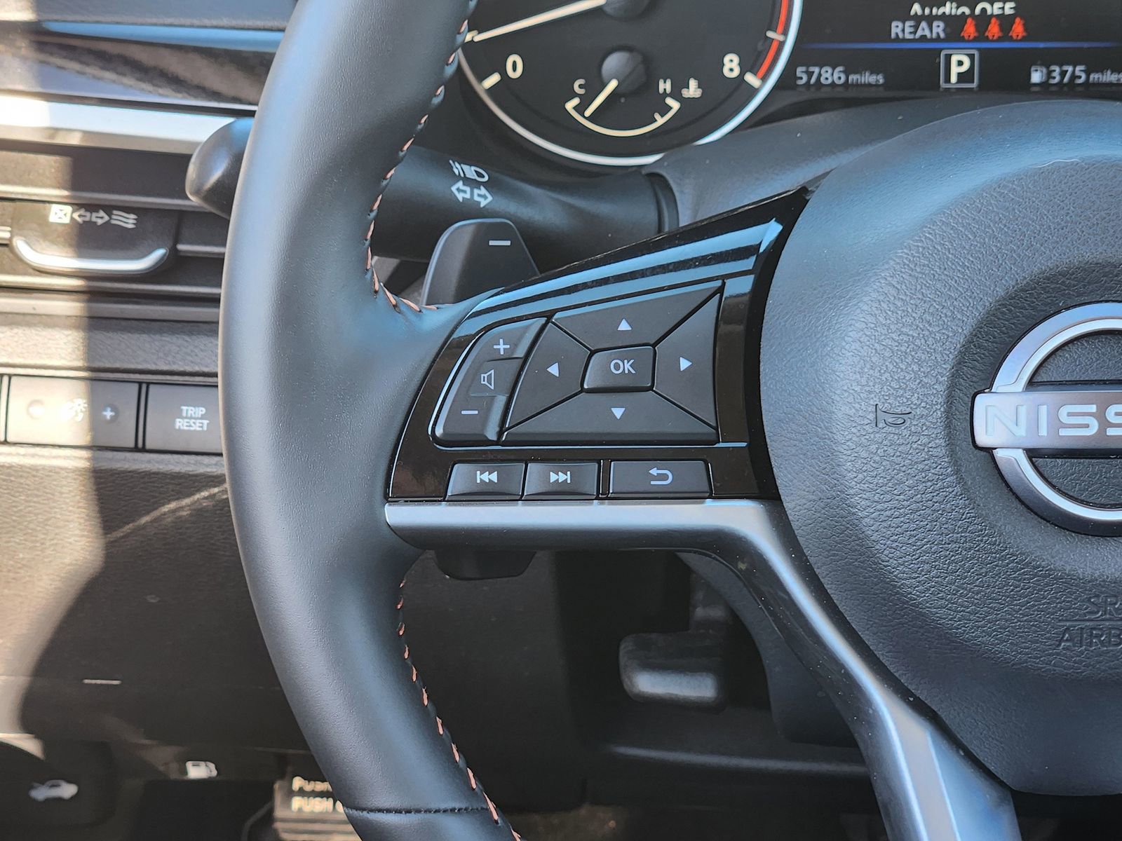 Used 2025 Nissan Altima 2.5 SR w/ SR Premium Package image 33