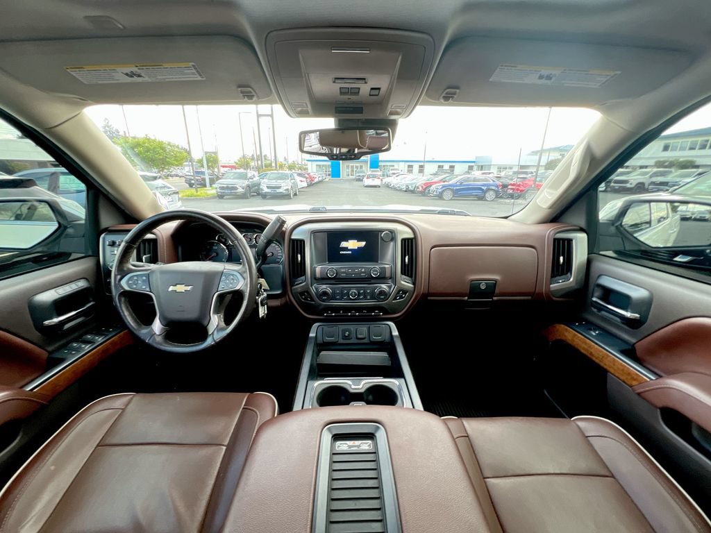 Used 2017 Chevrolet Silverado 1500 High Country AWD/4WD image 17
