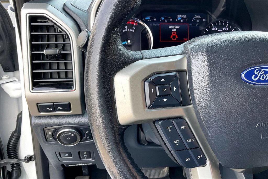 Used 2022 Ford F250 Lariat w/ Lariat Ultimate Package AWD/4WD image 14