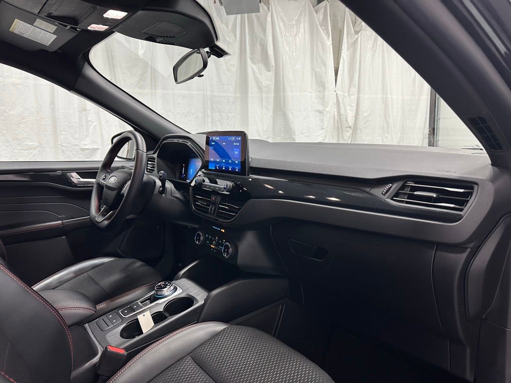 Used 2025 Ford Escape ST-Line image 55