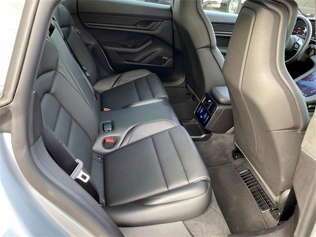 Used 2024 Porsche Taycan image 27
