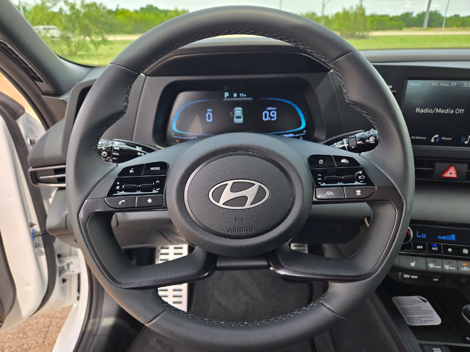 New 2026 Hyundai Elantra SEL Sport Premium FWD image 10