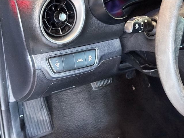 Used 2019 Kia Forte LXS image 10